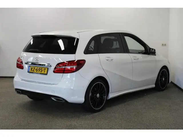 Mercedes-Benz B-klasse 180 AMG Night Edition Plus