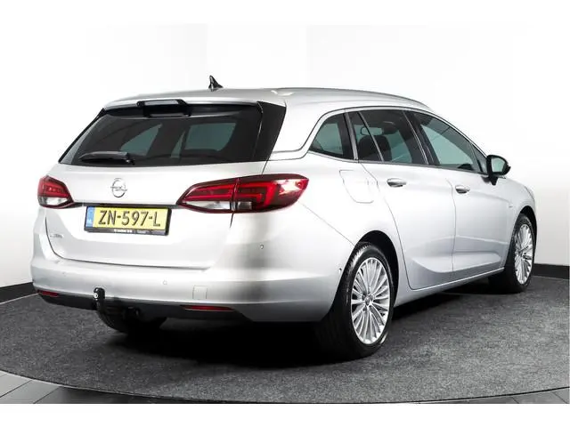 Opel Astra Sports Tourer 1.4 Turbo Innovation | Cruise | PDC | Camera | NAV + App.Connect | Auto.Air...