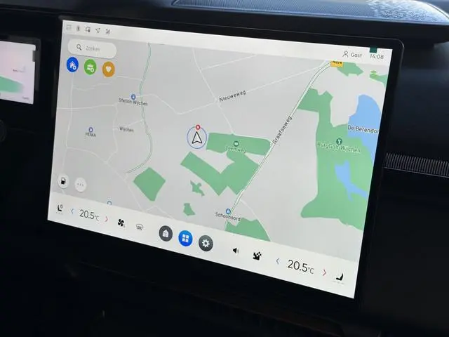 Lynk & Co 08