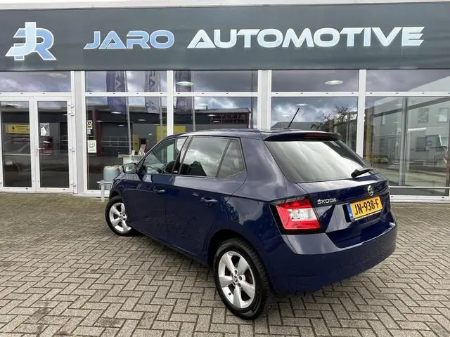 Skoda Fabia 1.2 TSI JOY | DSG | PDC achter | DAB | Stoelverwarming | NAP | Dealeronderhouden auto va...