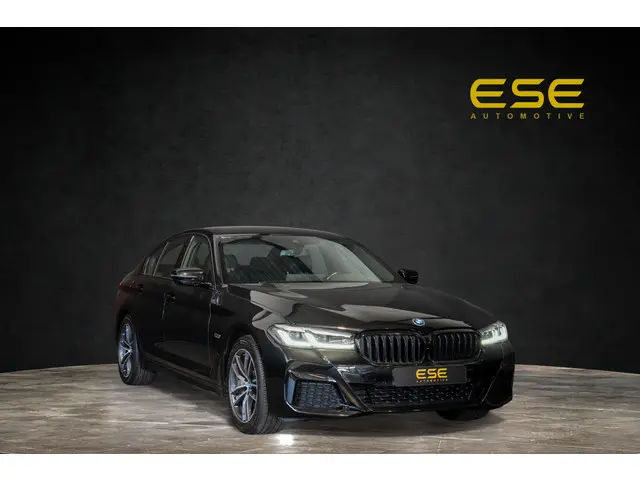 BMW 5-serie 530e M-Sport | H&K | Leder | Carplay | Camera
