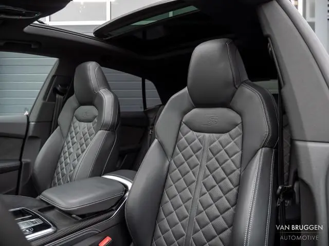 Audi Q8 55 TFSI e quattro S-Line Pano RS-Stoelen Goodwood 23" Softclose Nachtzicht