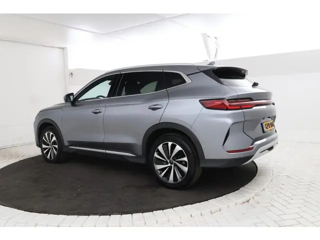 BYD SEAL U