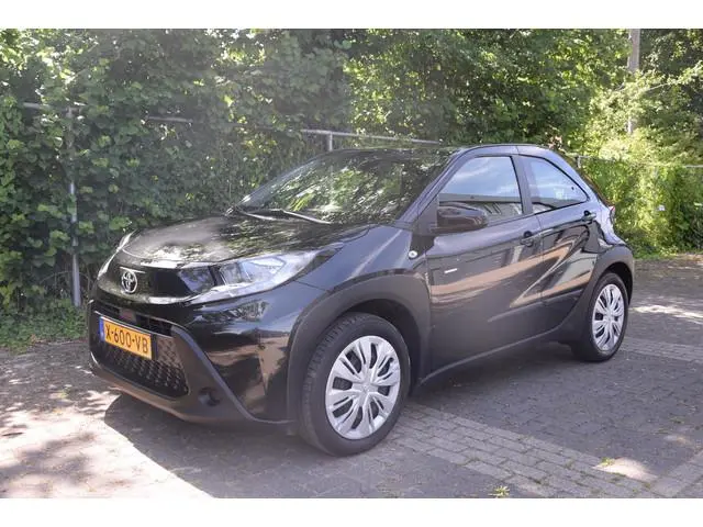 Toyota Aygo X 1.0 VVT-i S-CVT Play | Automaat | 1e eigenaar | Dealer onderhouden |