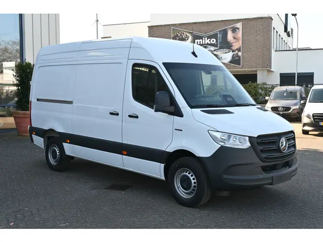 Mercedes-Benz eSprinter