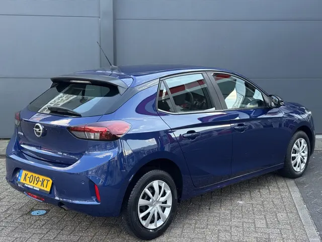 Opel Corsa 1.2 Edition / 100% onderhoud / geen import