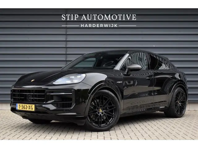 Porsche Cayenne Coupé 3.0 E-Hybrid Sport Design Carbon | Pano | Bijrijdersdisplay | ACC | Bose | 18-...