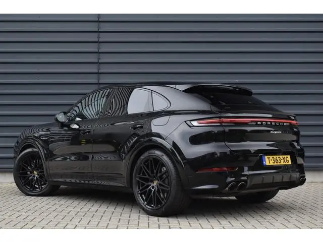 Porsche Cayenne Coupé 3.0 E-Hybrid Sport Design Carbon | Pano | Bijrijdersdisplay | ACC | Bose | 18-...