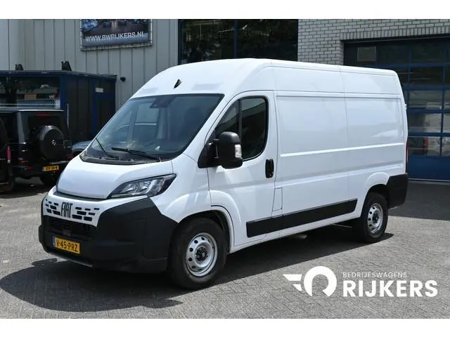 Fiat Ducato L2H2 2.2 MultiJet 140 pk 3.5t Camera, Cruise control, 270 Graden deuren