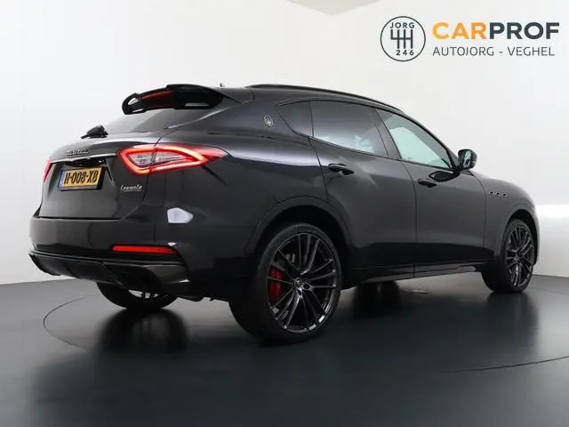 Maserati Levante 3.8 V8 Trofeo 589 K !!  |  Panoramadak |  1e eigenaar | NL Auto