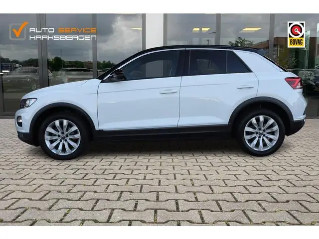 Volkswagen T-Roc 1.5 TSI Sport | Carplay | Winter Pakket | DAB |