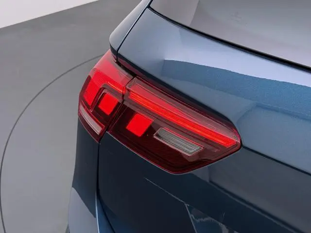 Volkswagen Tiguan 1.4 TSI eHybrid PHEV VAN: 30.900,- VOOR: 28.877,- UW WKVOORDEEL: 2.023,- | ELEK. A...