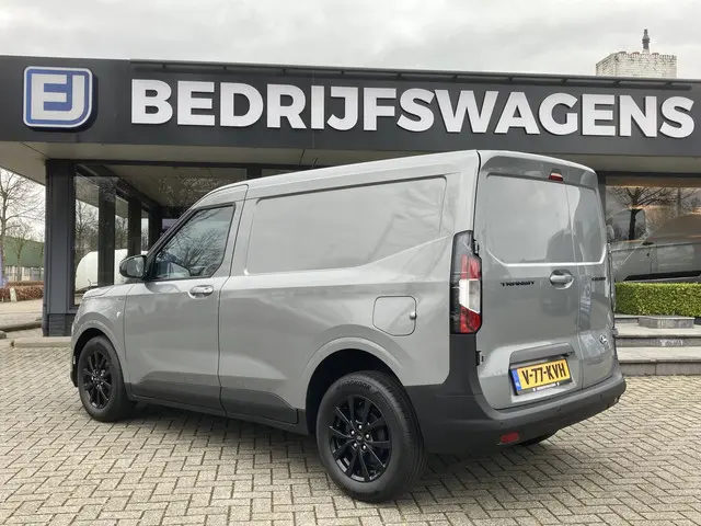 Ford Transit Courier