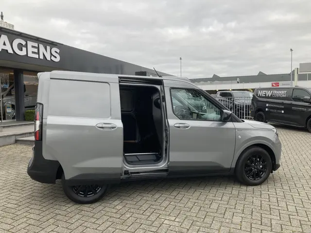 Ford Transit Courier