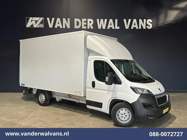 Peugeot Boxer 2.2 BlueHDi 141pk Bakwagen 428cm Lang Laadklep Euro6 Airco | Camera | 1085kg laadvermo...