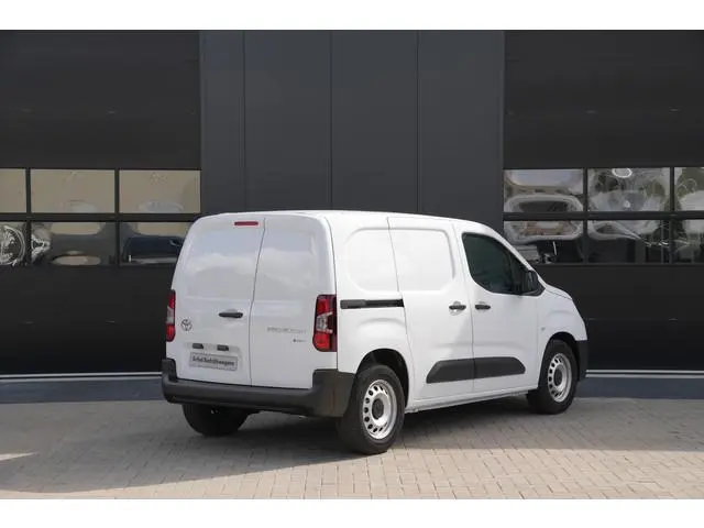 Toyota pro-ace