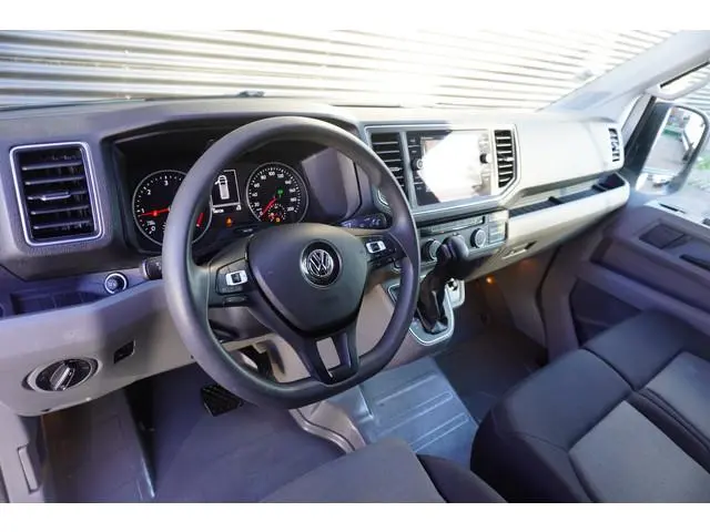 Volkswagen Crafter 140pk Automaat L3H3/L2H2 Apple carplay Camera Navigatie Parkeersensoren Cruise co...
