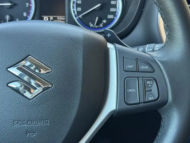 Suzuki S-Cross