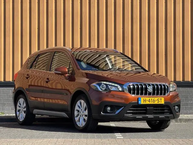 Suzuki S-Cross