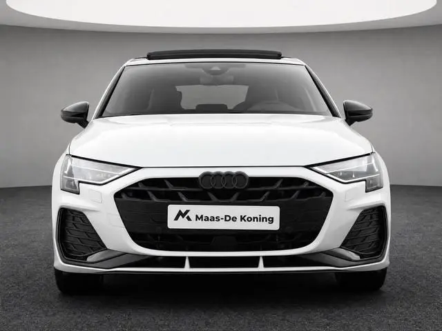 Audi A3 Sportback 45 TFSIe 272pk S-tronic S edition Competition · Panoramadak · Camera · Carbon Acht...
