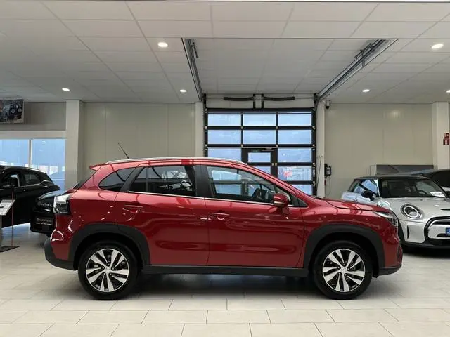 Suzuki S-Cross