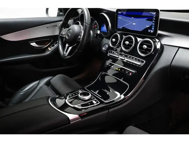 Mercedes-Benz C-klasse 180 Business Solution Avantgarde | LED | STOELVERWARMING | APPLE | CAMERA | 1...