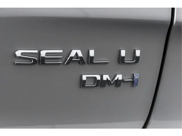BYD SEAL U