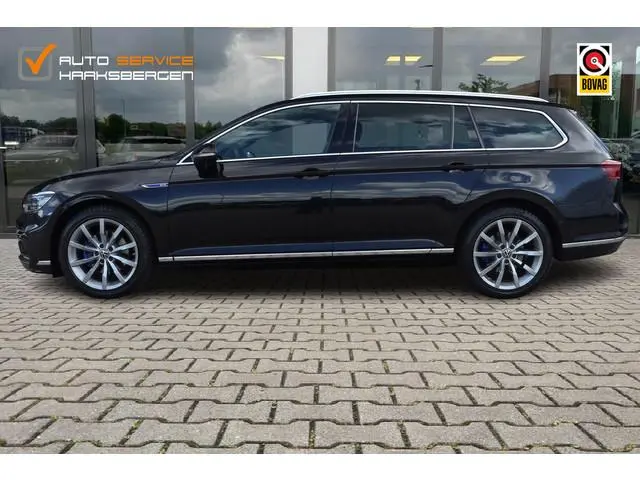 Volkswagen Passat Variant 1.4 TSI PHEV GTE Business | Trekhaak | Pano | 360 Camera |