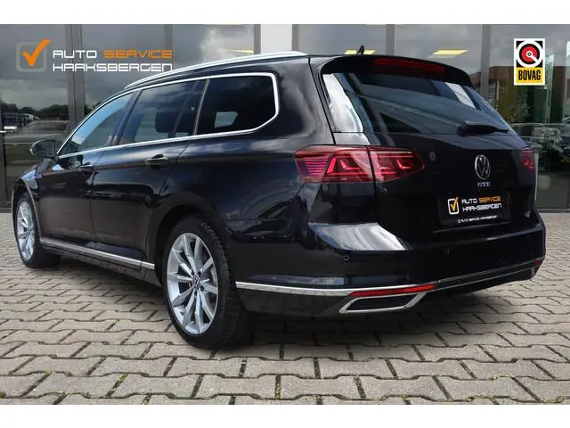 Volkswagen Passat Variant 1.4 TSI PHEV GTE Business | Trekhaak | Pano | 360 Camera |