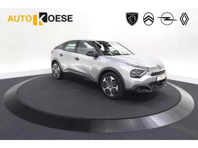 Citroen C4 Puretech 130 Feel | Trekhaak | Camera | Allseason Banden | Climate Control | Parkeersenso...