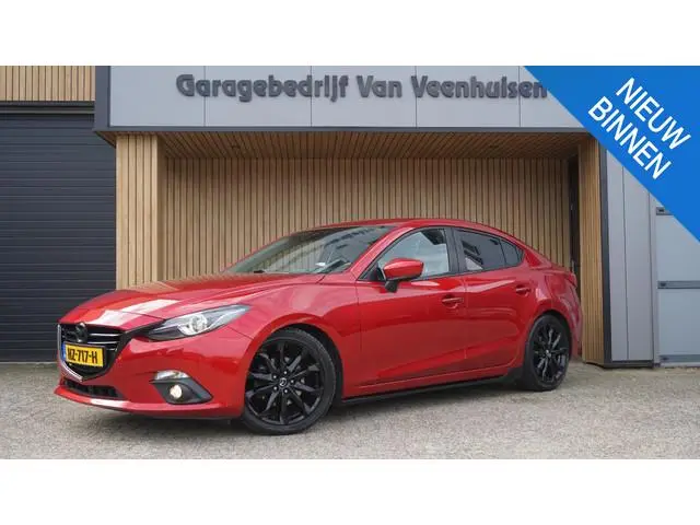 Mazda 3 2.0 120pk GT-M *Black Optik* Leder HUD BOSE LED Stoelverwarming Keyless *Soul Red Pearl* NL...