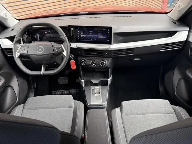 Opel Frontera Electric Edition 44 kWh Technologie-pakket / Navigatie / Lage km stand