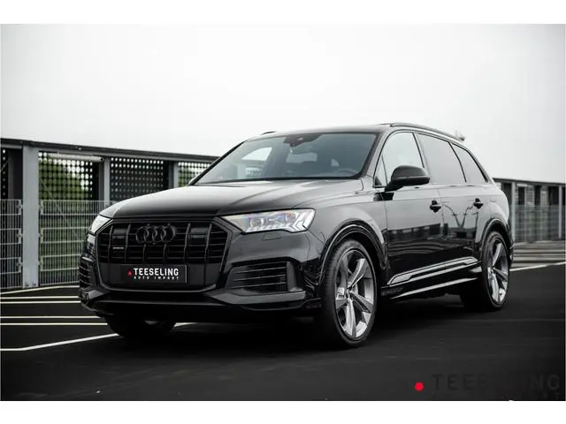 Audi Q7 55 TFSI e quattro Pro Line S | Pano | Competition | RS zetels