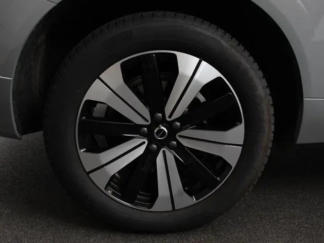 Volvo XC60 2.0 T6 Plug-in hybrid AWD Automaat Plus Dark Adaptieve cruise control Leder Navigatie Goo...