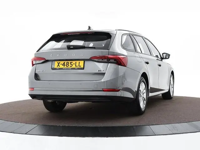 Škoda Octavia combi 1.5 150 pk TSI e-TEC Business Edition · Apple/Android Car Play · Navigatie · P-S...
