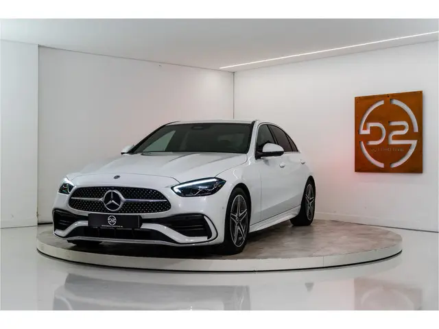 Mercedes-Benz C-klasse 180 AMG Line 170PK | Sfeer | Carplay | Leder | Stoelverw. | 12 MND Garantie
