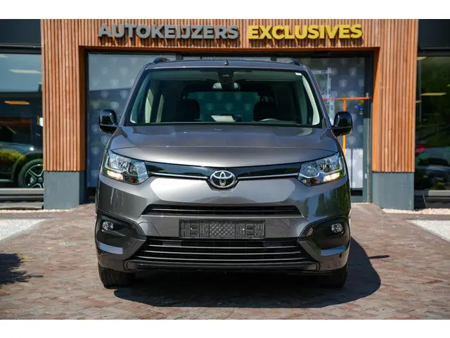 Toyota PROACE CITY Geel Kenteken 5 Persoons Automaat Navi