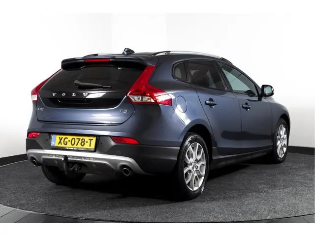 Volvo V40 Cross Country 1.5 T3 150 PK Polar+ Luxury - Automaat Orig. NL | Panodak | Adapt. Cruise |...