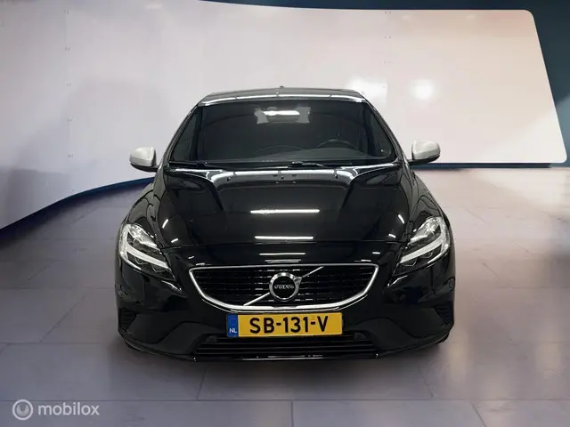 Volvo V40 2.0 T4 R-Design ✓Pano✓AfTrek✓Leer✓STverw✓LED✓orgNL