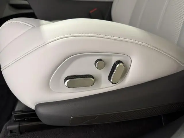 XPENG G6