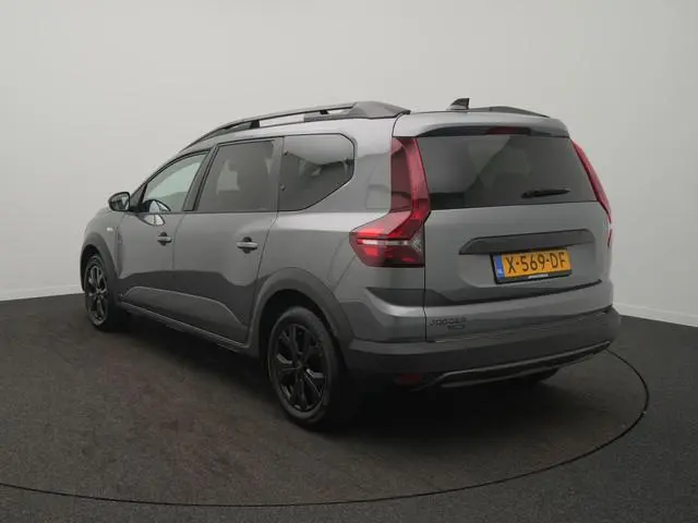 Dacia Jogger 1.6 Hybrid 140 Extreme 7p. - RIJKLAARPRIJS - 7-persoons - All Seasonbanden - Afneembare...