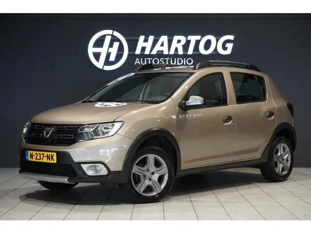 Dacia Sandero 0.9 TCe SL Stepway + CAMERA / NAVI / DAB / SENSOREN / CRUISE CONTROL