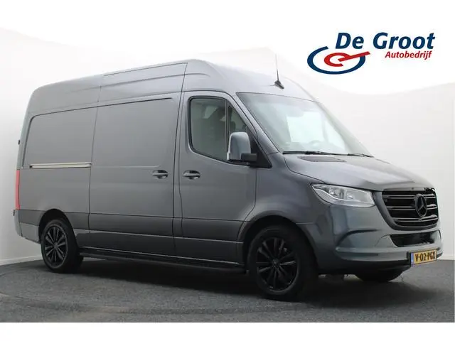 Mercedes-Benz Sprinter 317 CDI Automaat L2H2 3-Zits, Camera, Airco, Cruise, Apple Carplay, DAB, PDC,...