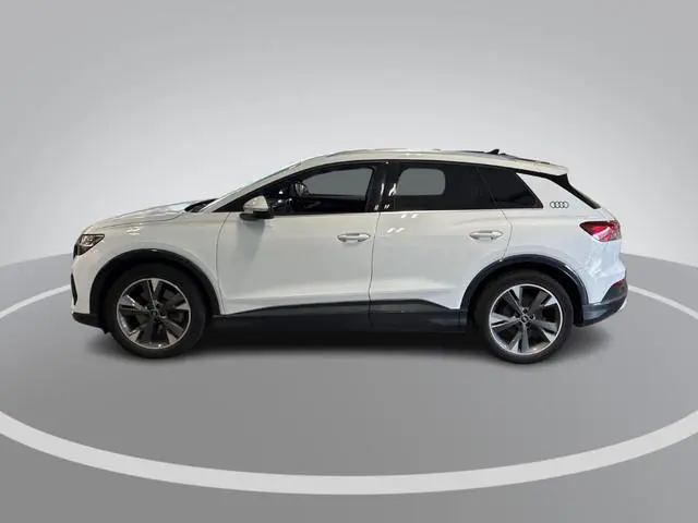 Audi Q4 e-tron 40 204pk Launch edition Advanced Plus 77 kWh · SOH 95,9% · Camera · Apple/Android Car...