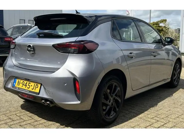 Opel Corsa 1.2 GS Line 131PK | AUTOMAAT | 2e Eigenaar | NL AUTO | Onderhoudshistorie | Achteruitrijc...