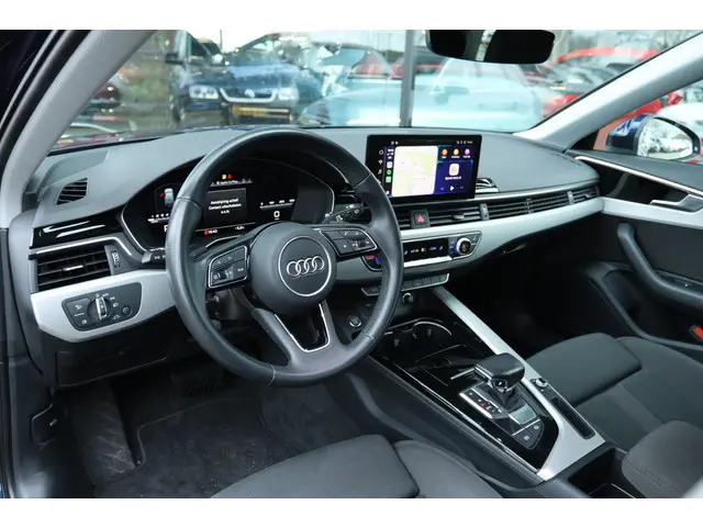 AUDI A4 AVANT 35 TFSI ADVANCED EDITION | TREKHAAK WEGKLAPBAAR | CARPLAY | VIRT. COCKPIT | NAVI | CRU...