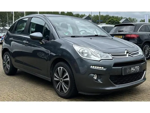 Citroen C3 1.2 PureTech Collection 82PK | Nette Staat | NL AUTO | NAP | Trekhaak | Navigatie | Clima...