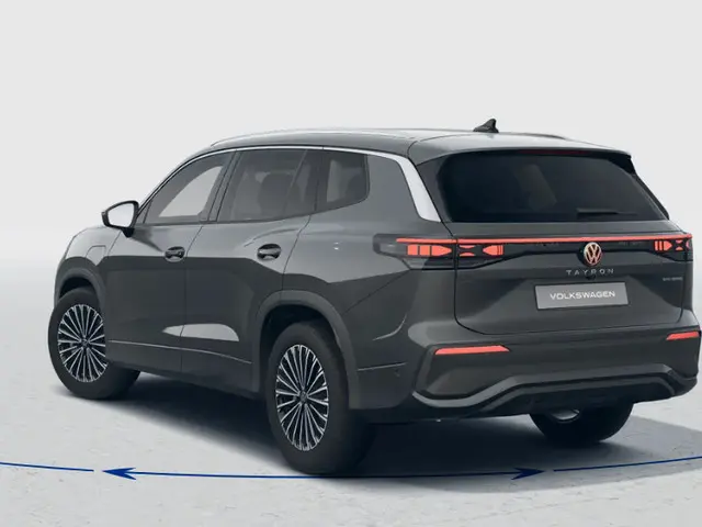 Volkswagen Tayron Life Edition 1.5 eHybrid 204 pk 6 versn. DSG · Comfort Pakket · Trekhaak inklapbaa...