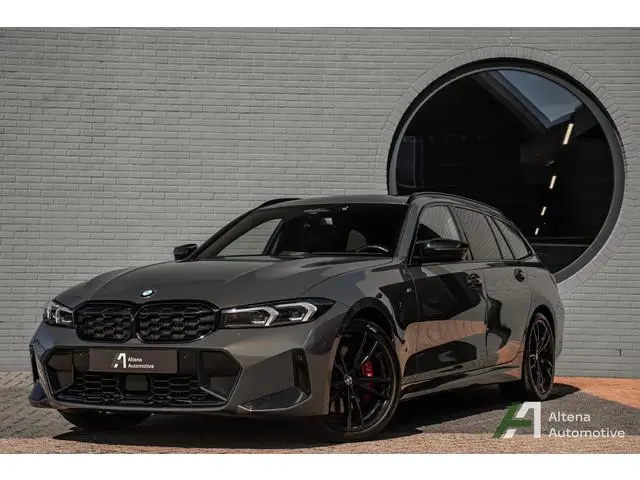 BMW 3-serie Touring M340i xDrive BTW, M-sport stoelen, Harman Kardon, 360 camera, panoramadak, comfo...