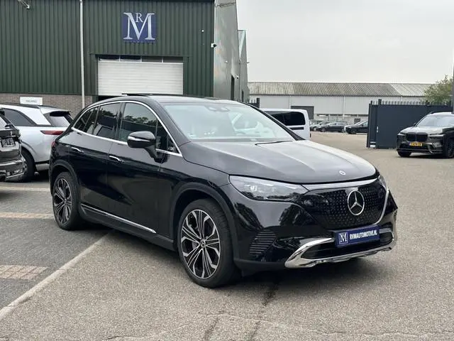 Mercedes-Benz EQE
